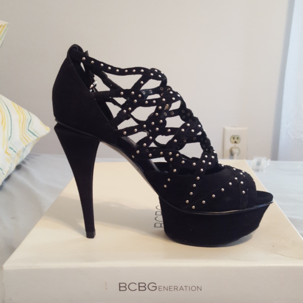 BCBG generation black suede heels